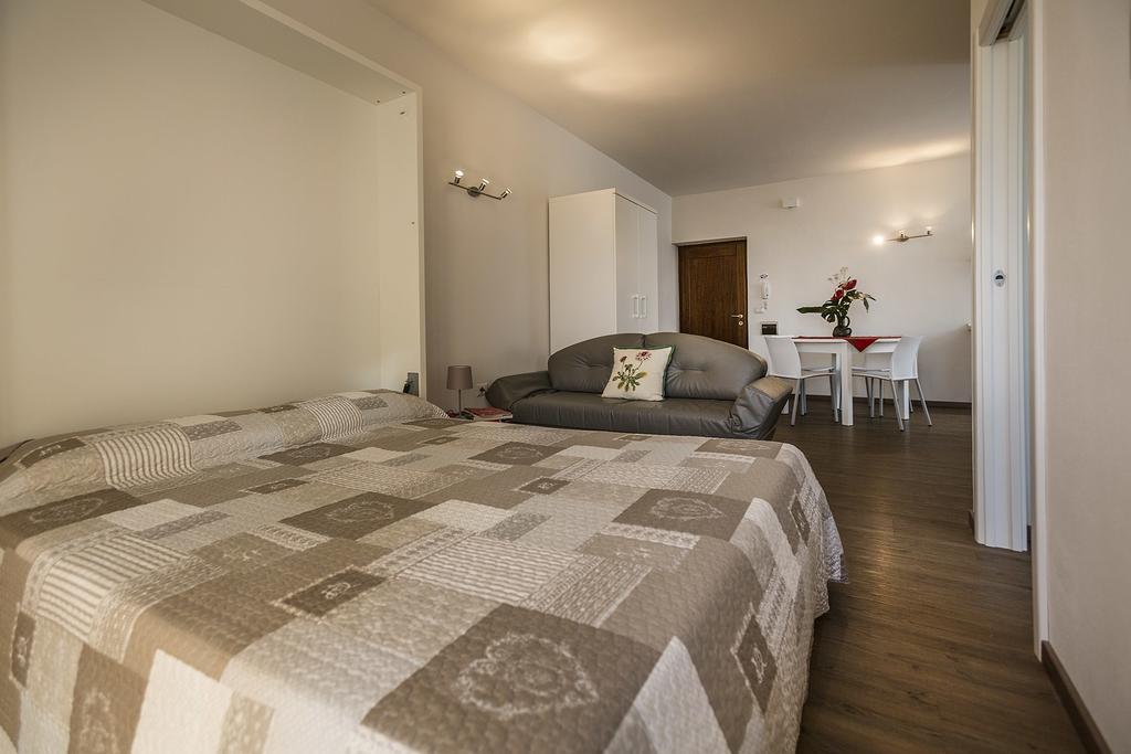 آركو Le Servite Apartments الغرفة الصورة